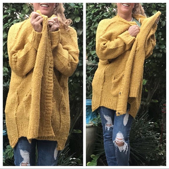Boom-Chicka-Boom! Oversized Button-Down Cardigan - Picture 4 of 8